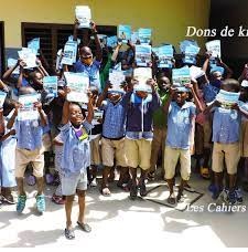 REMISE DE KITS SCOLAIRES AUX ELEVES